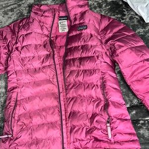 Girls Patagonia puffer jacket fuchsia